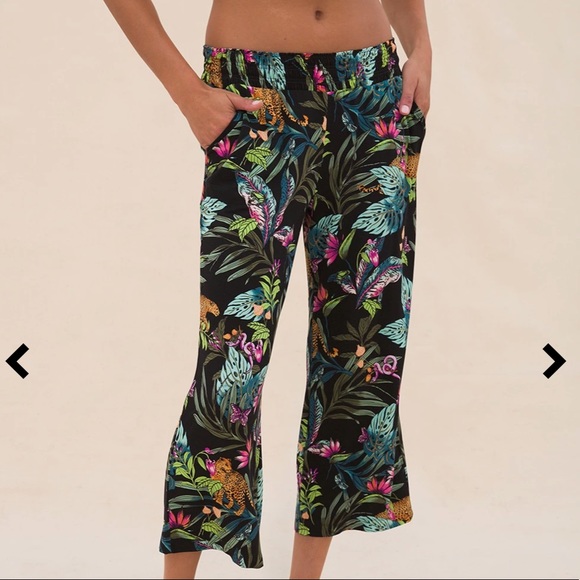 Soma Pants - 🆕Size S Soma Cool Nights Crop Pants-Into the Wild Print🌿